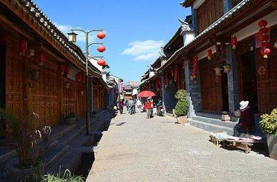 光影流转忆往昔，文旅融合焕新生——游光禄古镇话变迁与旅游开发策划